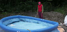 Питомник ГАМБУЗИЯ. Утепленный бассейн для гамбузии. Здесь зимой можно будет брать гамбузию для расселения по подвалам.